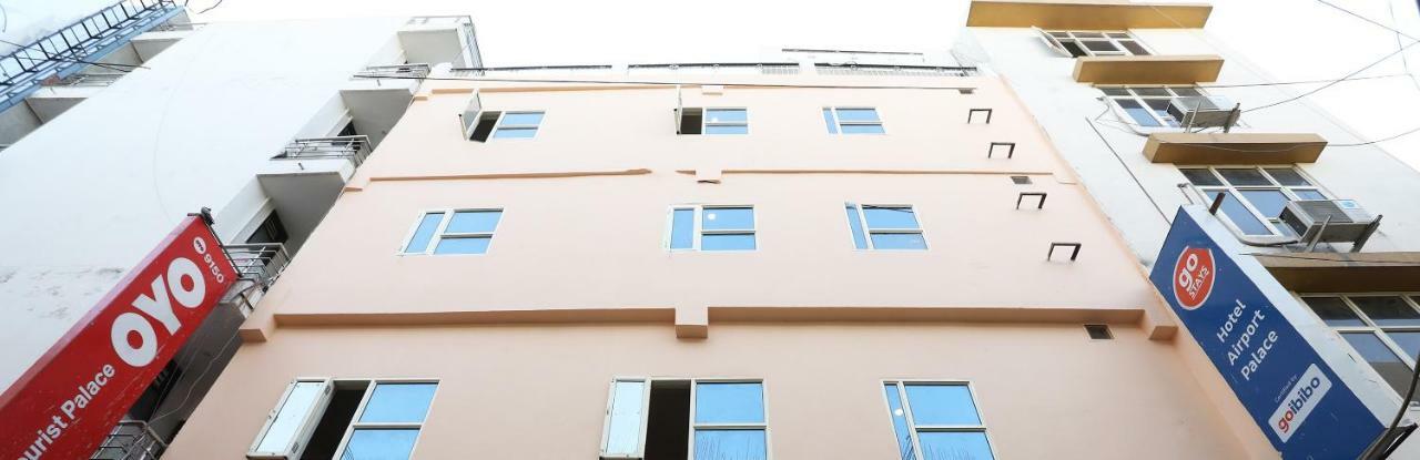Airport Hotel Ivy With Free Airport Transfr New Delhi Exteriör bild