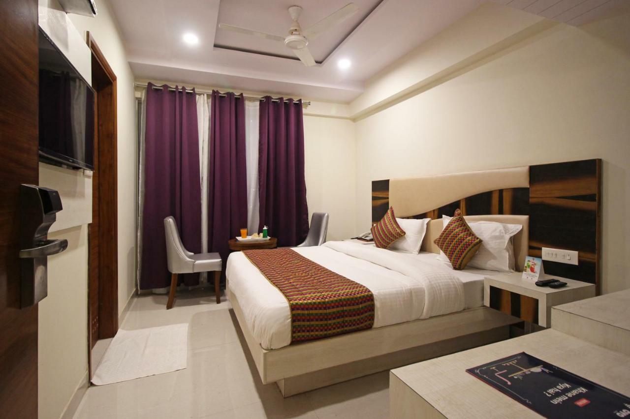 Airport Hotel Ivy With Free Airport Transfr New Delhi Exteriör bild